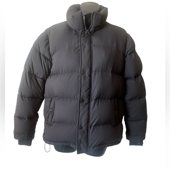 Aritzia Jackets & Coats Aritzia Super Puff Tna Waterproof Black